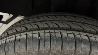 Used 2021 Renault Triber RXT AMT Petrol Automatic tyres RIGHT REAR TYRE TREAD VIEW