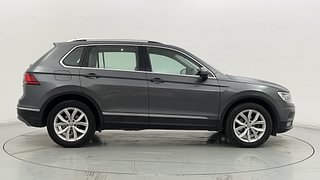 Used 2020 Volkswagen Tiguan Highline TDI Diesel Automatic exterior RIGHT SIDE VIEW