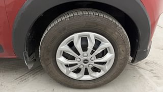 Used 2021 Renault Triber RXT AMT Petrol Automatic tyres RIGHT FRONT TYRE RIM VIEW