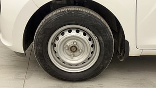 Used 2022 Hyundai New Santro 1.1 Sportz Executive CNG Petrol+cng Manual tyres LEFT FRONT TYRE RIM VIEW