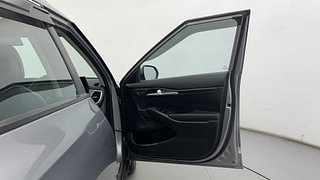 Used 2020 Kia Seltos HTK G Petrol Manual interior RIGHT FRONT DOOR OPEN VIEW