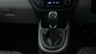 Used 2022 Hyundai Grand i10 Nios Sportz 1.2 Kappa VTVT Petrol Manual interior GEAR  KNOB VIEW