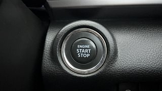 Used 2021 Maruti Suzuki XL6 Zeta AT Petrol Petrol Automatic top_features Keyless start