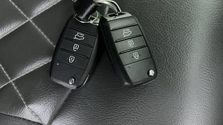 Used 2020 Kia Seltos HTK G Petrol Manual extra CAR KEY VIEW
