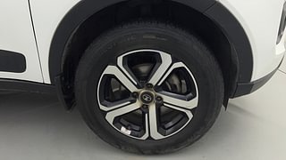 Used 2022 Tata Nexon XZA Plus Diesel Diesel Automatic tyres RIGHT FRONT TYRE RIM VIEW