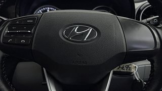 Used 2022 Hyundai Grand i10 Nios Sportz 1.2 Kappa VTVT Petrol Manual top_features Airbags