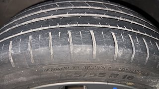 Used 2018 Maruti Suzuki Baleno Alpha 1.2 Petrol Manual tyres LEFT FRONT TYRE TREAD VIEW