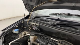 Used 2016 Maruti Suzuki Alto 800 VXi Petrol Manual engine ENGINE RIGHT SIDE HINGE & APRON VIEW