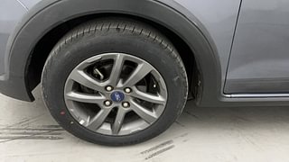 Used 2021 Ford Freestyle [2017-2021] Titanium Plus 1.2 Ti-VCT Petrol Manual tyres LEFT FRONT TYRE RIM VIEW