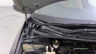 Used 2017 Honda City ZX CVT Petrol Automatic engine ENGINE RIGHT SIDE HINGE & APRON VIEW