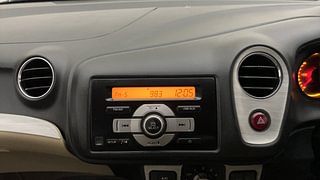Used 2014 Honda Amaze 1.2 VX i-VTEC Petrol Manual top_features Integrated (in-dash) music system