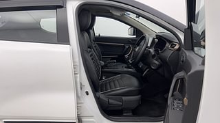 Used 2022 Renault Kiger RXT (O) MT Petrol Manual interior RIGHT SIDE FRONT DOOR CABIN VIEW