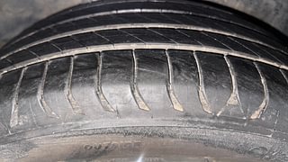 Used 2017 Honda City ZX CVT Petrol Automatic tyres RIGHT REAR TYRE TREAD VIEW