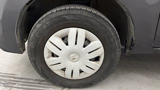 Used 2016 Maruti Suzuki Alto 800 VXi Petrol Manual tyres LEFT FRONT TYRE RIM VIEW