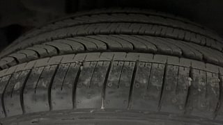 Used 2016 Maruti Suzuki Ciaz ZDi+ SHVS Diesel Manual tyres RIGHT REAR TYRE TREAD VIEW