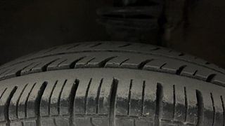 Used 2016 Maruti Suzuki Alto 800 VXi Petrol Manual tyres LEFT FRONT TYRE TREAD VIEW