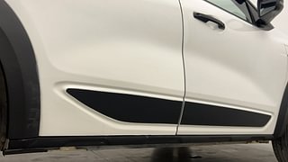 Used 2022 Renault Kiger RXT (O) MT Petrol Manual dents MINOR DENT