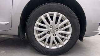 Used 2022 Maruti Suzuki Dzire ZXI Petrol Manual tyres RIGHT FRONT TYRE RIM VIEW
