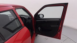 Used 2015 Maruti Suzuki Swift [2014-2017] LXI (O) CNG (Outside Fitted) Petrol+cng Manual interior RIGHT FRONT DOOR OPEN VIEW