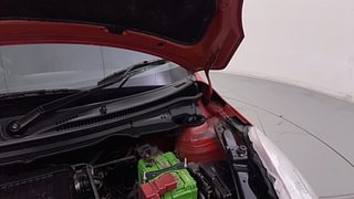 Used 2015 Maruti Suzuki Swift [2014-2017] LXI (O) CNG (Outside Fitted) Petrol+cng Manual engine ENGINE LEFT SIDE HINGE & APRON VIEW