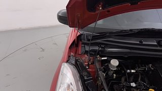 Used 2015 Maruti Suzuki Swift [2014-2017] LXI (O) CNG (Outside Fitted) Petrol+cng Manual engine ENGINE RIGHT SIDE HINGE & APRON VIEW