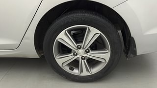 Used 2017 Hyundai Verna SX (O) 1.6 VTVT AT Petrol Automatic tyres LEFT REAR TYRE RIM VIEW