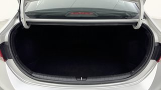Used 2017 Hyundai Verna SX (O) 1.6 VTVT AT Petrol Automatic interior DICKY INSIDE VIEW