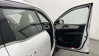 Used 2022 Mahindra XUV700 AX 7 Petrol AT Luxury Pack 7 STR Petrol Automatic interior RIGHT FRONT DOOR OPEN VIEW