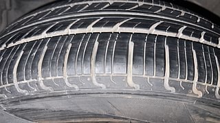 Used 2012 Honda City 1.5 V AT Petrol Automatic tyres LEFT FRONT TYRE TREAD VIEW