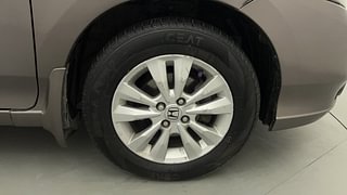 Used 2012 Honda City 1.5 V AT Petrol Automatic tyres RIGHT FRONT TYRE RIM VIEW