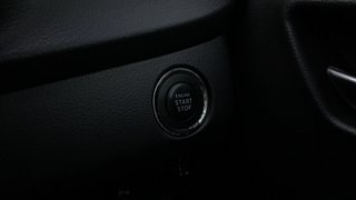 Used 2017 Maruti Suzuki Baleno Zeta AT Petrol Petrol Automatic top_features Keyless start