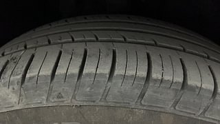 Used 2022 Mahindra XUV700 AX 7 Petrol AT Luxury Pack 7 STR Petrol Automatic tyres RIGHT FRONT TYRE TREAD VIEW