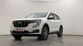 2021 Mahindra XUV700 AX 7 Petrol AT Luxury Pack 7 STR