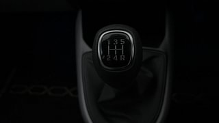 Used 2024 Hyundai Grand i10 Nios Sportz 1.2 Petrol Manual interior GEAR  KNOB VIEW