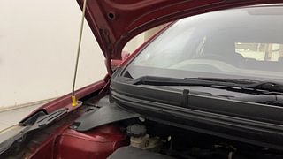 Used 2015 Hyundai Elite i20 Asta 1.4 CRDI Diesel Manual engine ENGINE RIGHT SIDE HINGE & APRON VIEW