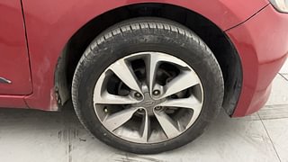 Used 2015 Hyundai Elite i20 Asta 1.4 CRDI Diesel Manual tyres RIGHT FRONT TYRE RIM VIEW