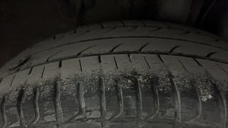Used 2015 Hyundai Elite i20 Asta 1.4 CRDI Diesel Manual tyres LEFT REAR TYRE TREAD VIEW