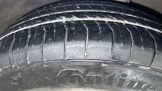 Used 2015 Hyundai Grand i10 Asta AT 1.2 Kappa VTVT Petrol Automatic tyres RIGHT FRONT TYRE TREAD VIEW