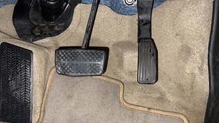 Used 2016 Honda City VX CVT Petrol Automatic interior PEDALS VIEW