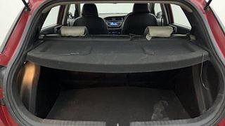 Used 2015 Hyundai Elite i20 Asta 1.4 CRDI Diesel Manual interior DICKY INSIDE VIEW