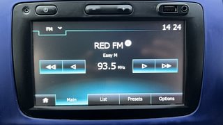 Used 2018 Renault Kwid [2015-2019] 1.0 RXT AMT Petrol Automatic top_features Integrated (in-dash) music system