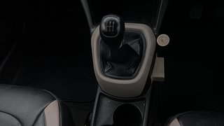 Used 2014 Hyundai Grand i10 Magna 1.2 Kappa VTVT Petrol Manual interior GEAR  KNOB VIEW