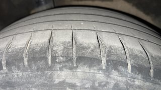 Used 2015 Honda City VX CVT Petrol Automatic tyres RIGHT REAR TYRE TREAD VIEW