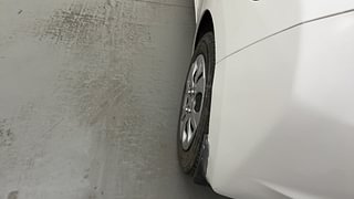 Used 2015 Hyundai Eon Magna + (O) Petrol Manual dents MINOR SCRATCH