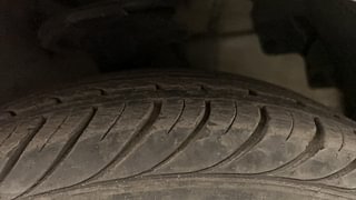Used 2015 Hyundai Eon Magna + (O) Petrol Manual tyres RIGHT FRONT TYRE TREAD VIEW