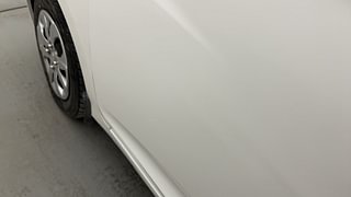 Used 2015 Hyundai Eon Magna + (O) Petrol Manual dents MINOR SCRATCH