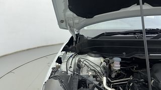 Used 2022 Maruti Suzuki Brezza ZXI Plus Dual Tone Petrol Manual engine ENGINE RIGHT SIDE HINGE & APRON VIEW