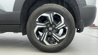 Used 2022 Maruti Suzuki Brezza ZXI Plus Dual Tone Petrol Manual tyres LEFT REAR TYRE RIM VIEW