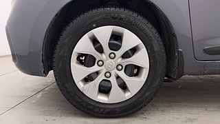 Used 2018 Hyundai Xcent S Petrol+cng(outside fitted) Petrol+cng Manual tyres LEFT FRONT TYRE RIM VIEW
