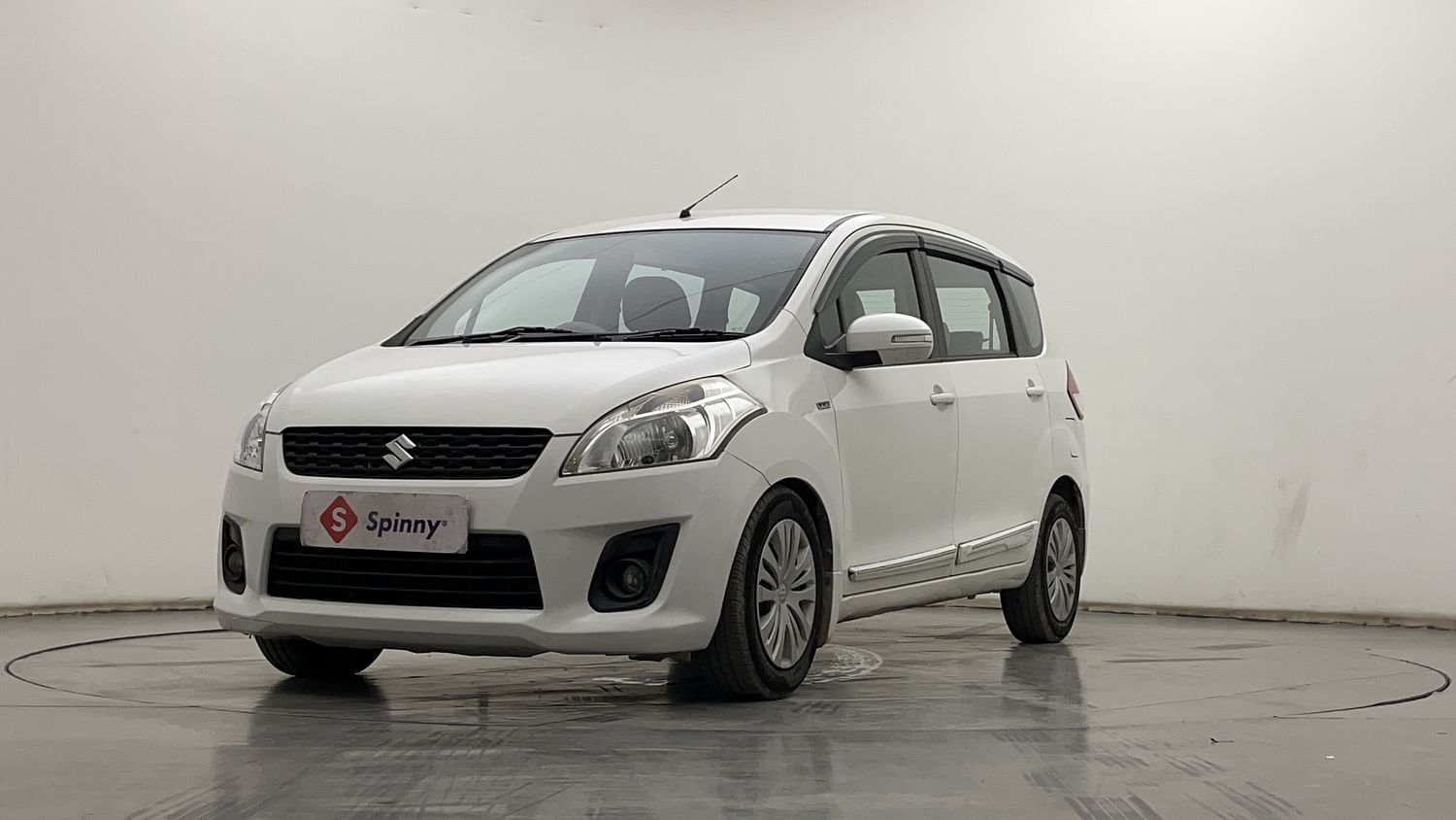 LEFT FRONT CORNER VIEW